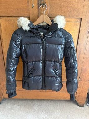 SAM. Girl’s Black Glossy Puffer Jacket with Faux Fur Hood Trim